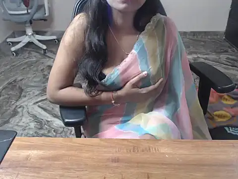  LoveBirds online show from 3, 3, 2026