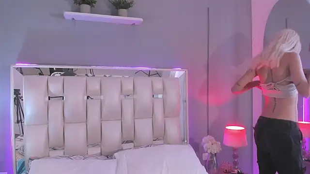 Darlyn tenderhot   online show from 22, 11, 2025