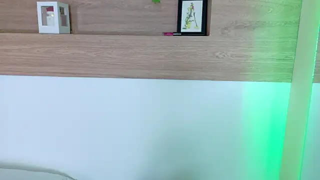 Darlyn tenderhot   online show from 25, 4, 2026