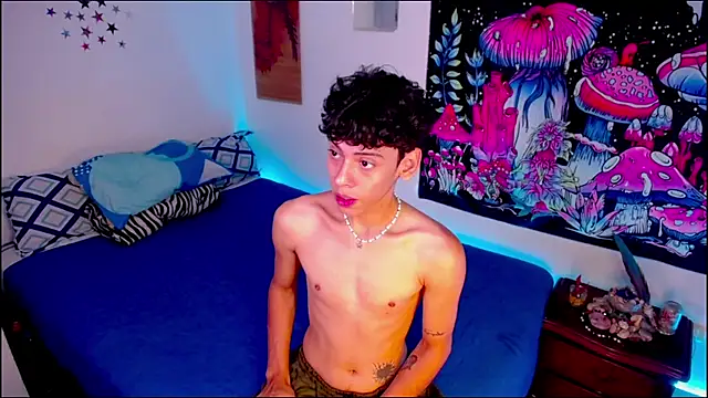 Snapshot of Thedoll_ethan7 chatting on 11, 6, 2026 Thedoll ethan7 online show from 11, 6, 2026