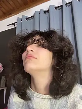 TeensNews18 online show from 9, 4, 2026