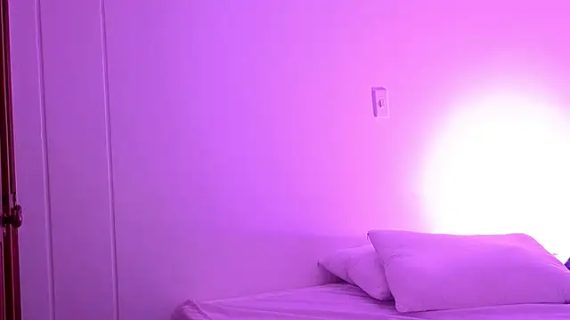 MoraInFire online show from 31, 10, 2025