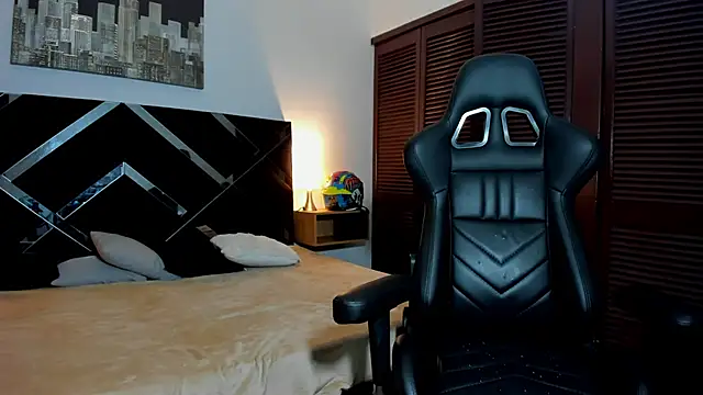 Snapshot of Adan_Oriol chatting on 6, 4, 2026 Adan Oriol online show from 6, 4, 2026