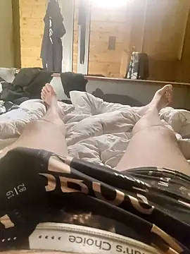 Snapshot of rob21515 chatting on 4, 2, 2026 rob21515 online show from 4, 2, 2026