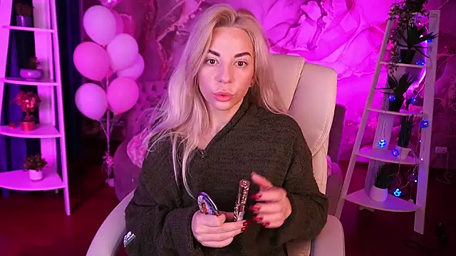 BellaRayyy online show from 25, 2, 2026