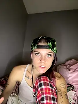 ittybittymeryssa online show from 17, 11, 2025