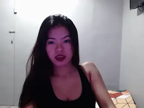 Snapshot of nathalie_x chatting on 5, 12, 2025 nathalie x online show from 5, 12, 2025