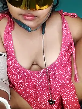 Snapshot of mimi87hoty chatting on 2, 6, 2026 mimi87hoty online show from 2, 6, 2026