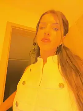 Snapshot of StephieRouse chatting on 5, 6, 2026 StephieRouse online show from 5, 6, 2026