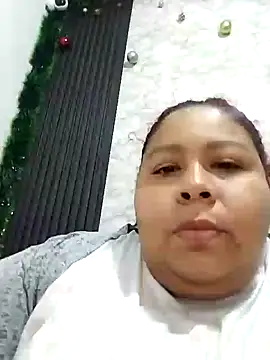 Snapshot of andrealopez1607_ chatting on 28, 11, 2025 andrealopez1607 online show from 28, 11, 2025