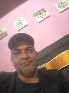 GustavoBtu online show from 15, 10, 2025