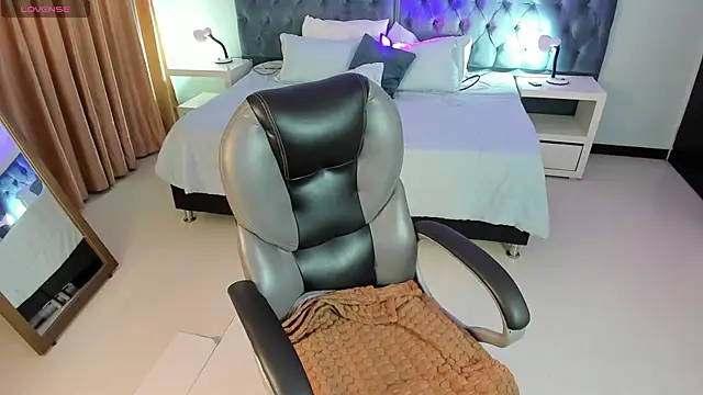 Blair red  online show from 1, 4, 2026