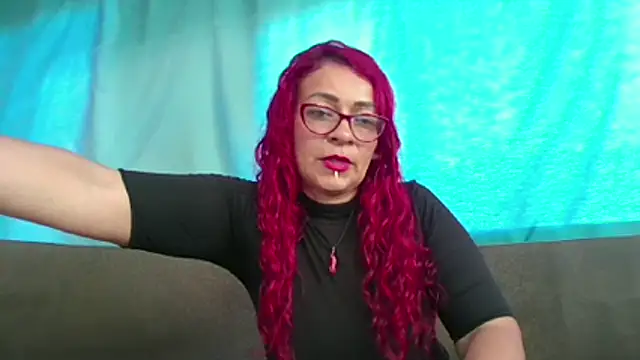 Snapshot of Miss_Mirandaa chatting on 9, 6, 2026 Miss Mirandaa online show from 9, 6, 2026