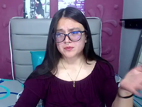 Cailing Zu online show from 13, 10, 2025