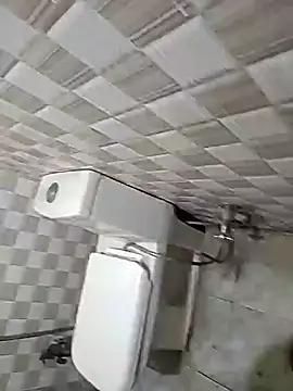 Snapshot of vers_negi9 chatting on 17, 10, 2025 vers negi9 online show from 17, 10, 2025