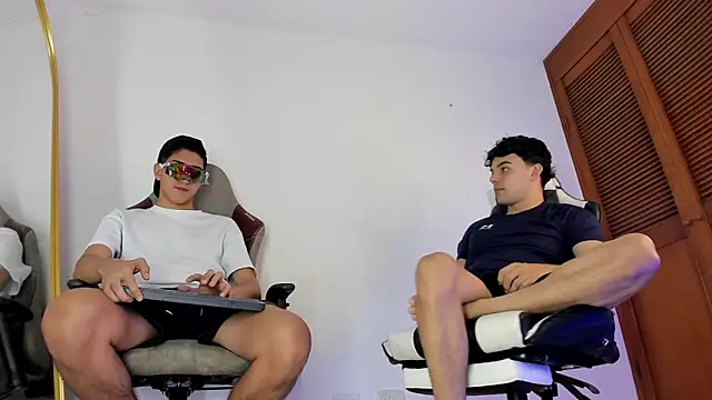 sotooliver3 online show from 26, 2, 2026