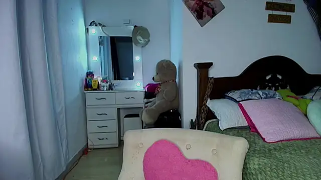 mia yireth online show from 18, 10, 2025