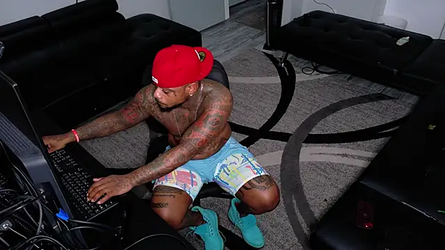 SLANGONDEMHOES online show from 15, 4, 2026