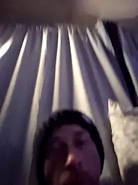 Snapshot of mresquared chatting on 27, 2, 2026 mresquared online show from 27, 2, 2026