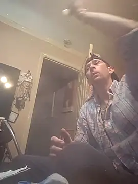 Snapshot of mresquared chatting on 8, 4, 2026 mresquared online show from 8, 4, 2026