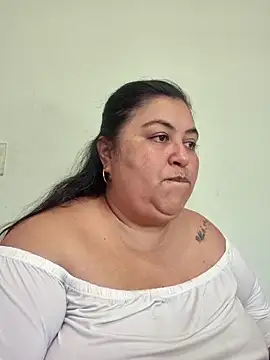 curvy diva  online show from 14, 2, 2026