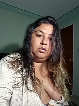 curvy diva  online show from 9, 3, 2026