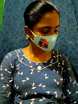 mini-queen online show from 28, 9, 2025