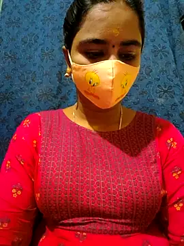 mini-queen online show from 4, 10, 2025