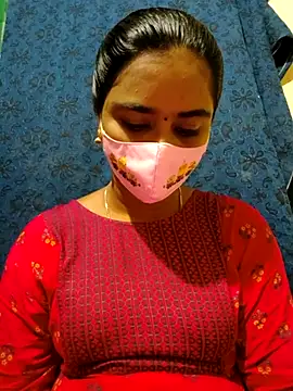 mini-queen online show from 19, 10, 2025