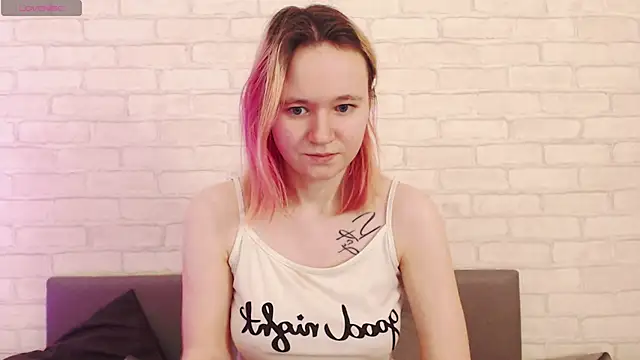 Ericha Stone online show from 7, 2, 2026