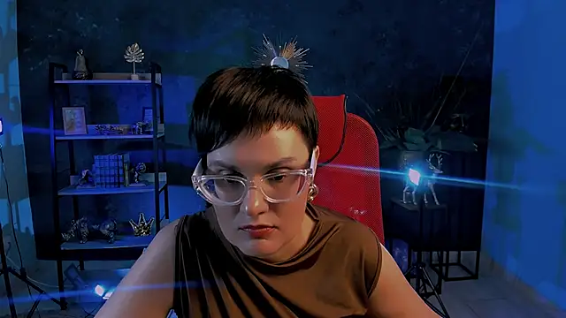 Snapshot of LauraDavidsons chatting on 21, 11, 2025 LauraDavidsons online show from 21, 11, 2025