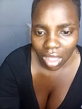 Snapshot of TheSpiceyQueen chatting on 9, 9, 2025 TheSpiceyQueen online show from 9, 9, 2025