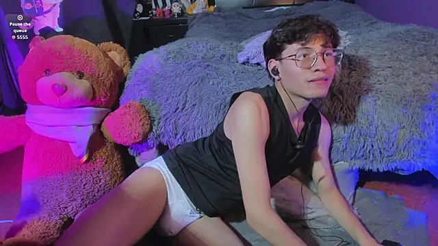 Lunarie  online show from 7, 3, 2026