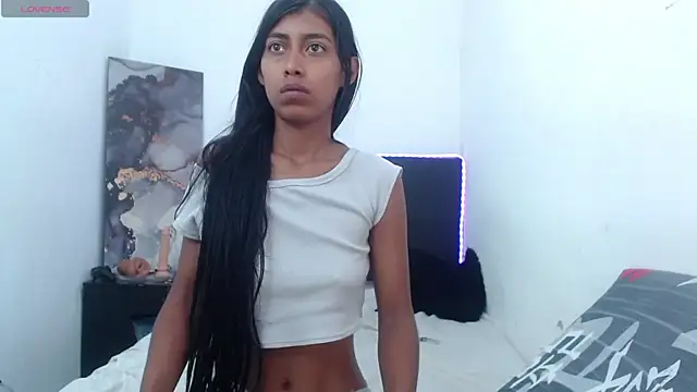 MysticShaira online show from 4, 8, 2026