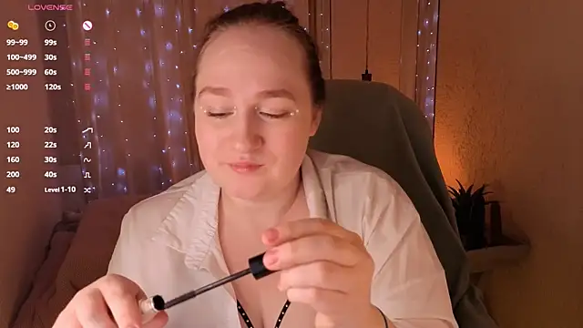 Kitty Rest  online show from 22, 4, 2026