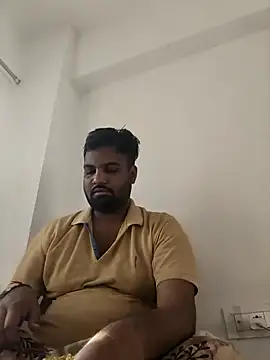 vinay smalldick online show from 18, 4, 2026