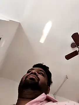 vinay smalldick online show from 23, 4, 2026