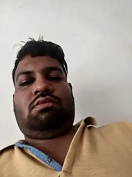 Snapshot of vinay_smalldick chatting on 10, 5, 2026 vinay smalldick online show from 10, 5, 2026