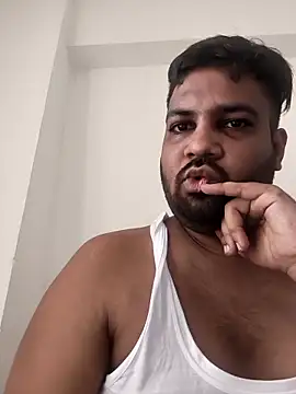 Snapshot of vinay_smalldick chatting on 11, 5, 2026 vinay smalldick online show from 11, 5, 2026