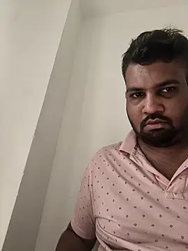 Snapshot of vinay_smalldick chatting on 13, 5, 2026 vinay smalldick online show from 13, 5, 2026