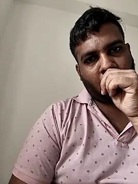 Snapshot of vinay_smalldick chatting on 15, 5, 2026 vinay smalldick online show from 15, 5, 2026