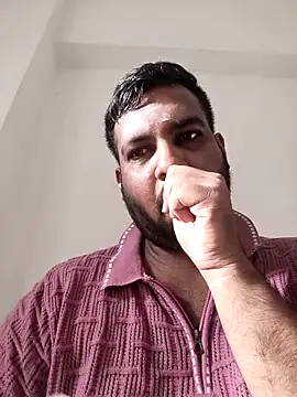 Snapshot of vinay_smalldick chatting on 25, 5, 2026 vinay smalldick online show from 25, 5, 2026