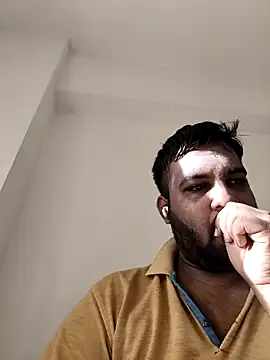 Snapshot of vinay_smalldick chatting on 26, 5, 2026 vinay smalldick online show from 26, 5, 2026