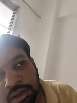 Snapshot of vinay_smalldick chatting on 7, 6, 2026 vinay smalldick online show from 7, 6, 2026