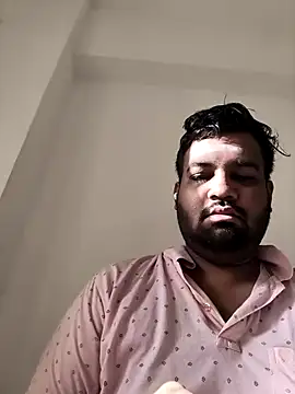 Snapshot of vinay_smalldick chatting on 9, 6, 2026 vinay smalldick online show from 9, 6, 2026