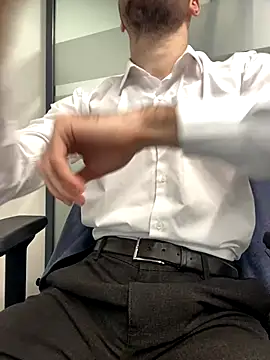 Snapshot of speddy34 chatting on 3, 12, 2025 speddy34 online show from 3, 12, 2025