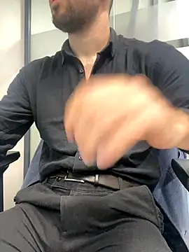 Snapshot of speddy34 chatting on 5, 12, 2025 speddy34 online show from 5, 12, 2025