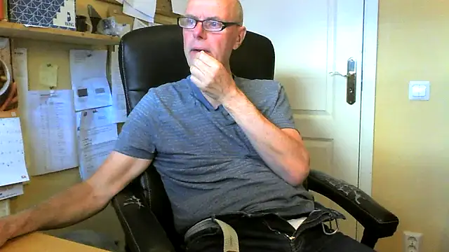 Snapshot of Klipparn chatting on 28, 5, 2026 Klipparn online show from 28, 5, 2026