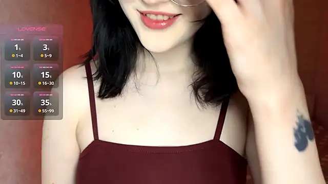 FakeLamb online show from 28, 3, 2026