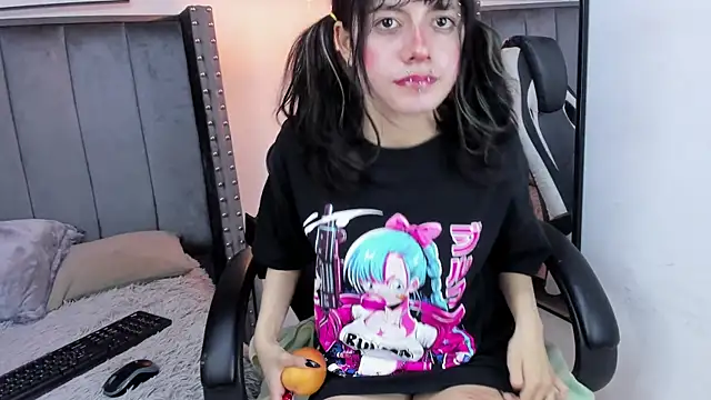 Snapshot of Miyu_Komori chatting on 14, 2, 2026 Miyu Komori online show from 14, 2, 2026